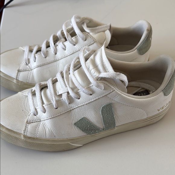 Veja Shoes - Veja Women's White Sneakers size 10